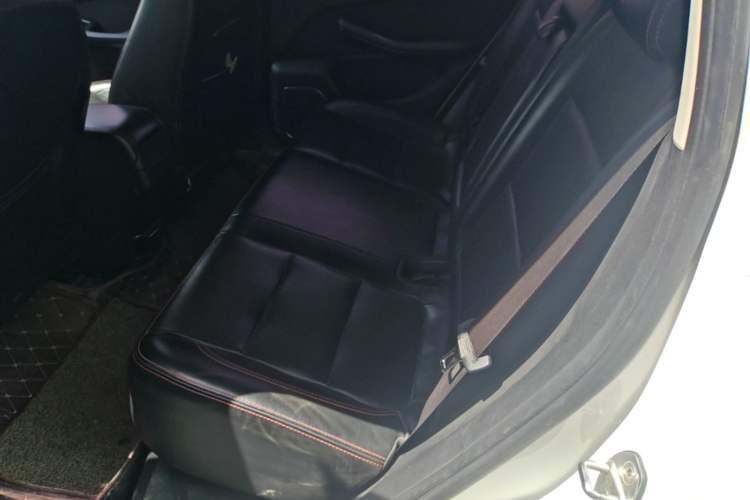 Used Zotye Domy X5 2015 1.5T Manual Luxury Model China V Standard Left Rear Seat
