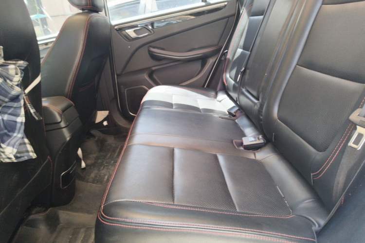 Used Zotye Domy X5 2015 1.5T CVT ZhiXian Trim China V Standard Left Rear Seat
