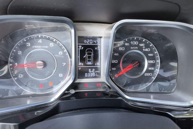 Used Zotye Domy X5 2015 1.5T Manual Luxury Version China IV Standard Odometer Close Up