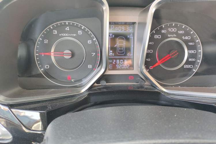 Used Zotye Domy X5 2015 1.5T CVT ZhiXian Model China IV Standard Odometer Close Up