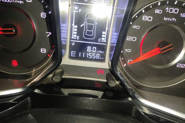 Used Zotye Domy X5 2015 1.5T CVT Landlord Model China IV Standard Odometer Close Up