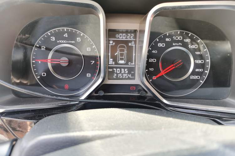 Used Zotye Domy X5 2015 1.5T Manual Luxury Version China IV Standard Odometer Close Up