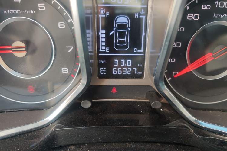 Used Zotye Domy X5 2015 1.5T CVT ZhiXian Model China IV Standard Odometer Close Up