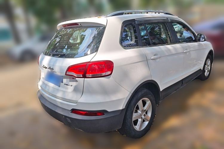 Used Zotye Domy X5 2015 1.5T Manual Luxury Version China IV Standard Rear Right 45 Deg