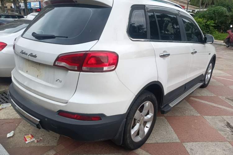 Used Zotye Domy X5 2015 1.5T Manual Luxury Version China IV Standard Rear Right 45 Deg