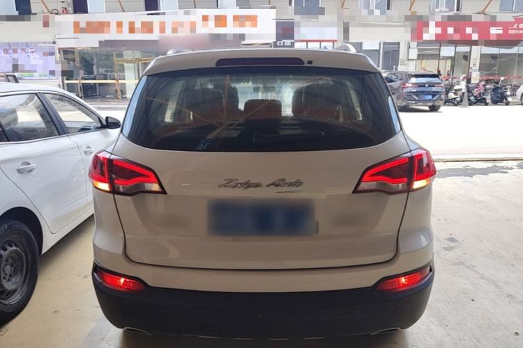 Used Zotye Domy X5 2015 1.5T CVT ZhiXian Trim China V Standard Rear