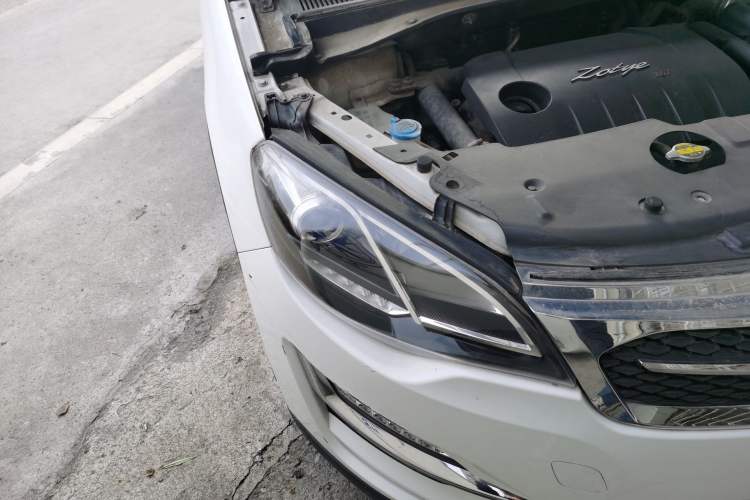 Used Zotye Domy X5 2015 1.5T Manual Luxury Version China IV Standard Right Front Headlight