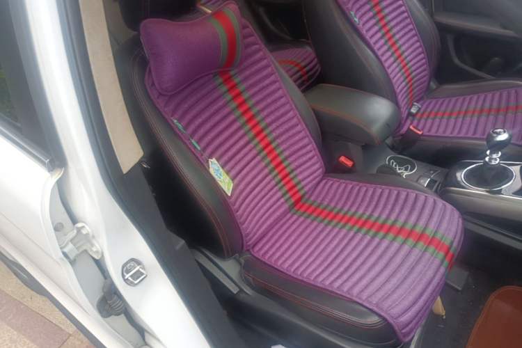 Used Zotye Domy X5 2015 1.5T Manual Luxury Version China IV Standard Right Front Seat