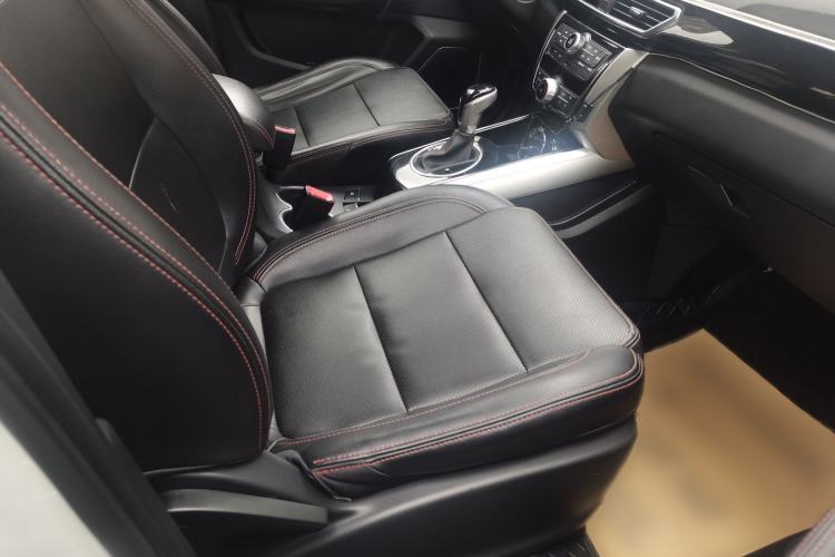 Used Zotye Domy X5 2015 1.5T CVT Landlord Edition China V Standard Right Front Seat