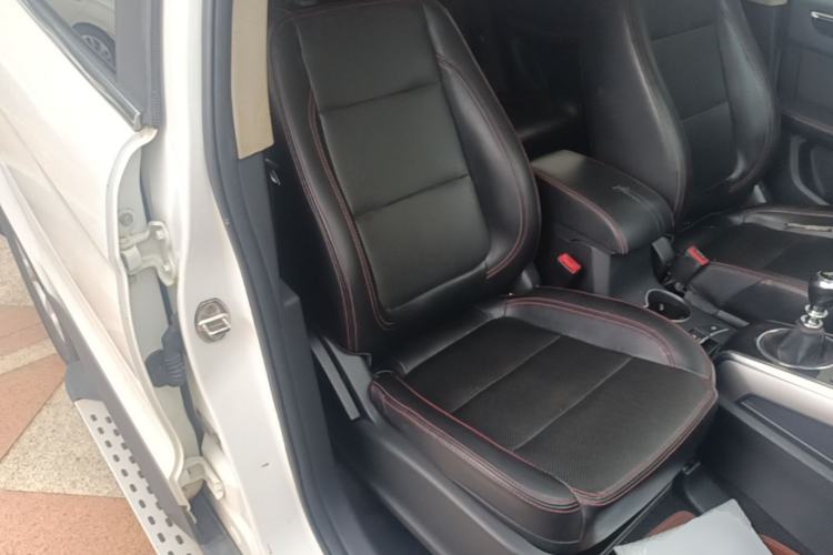 Used Zotye Domy X5 2015 1.5T Manual Luxury Version China IV Standard Right Front Seat