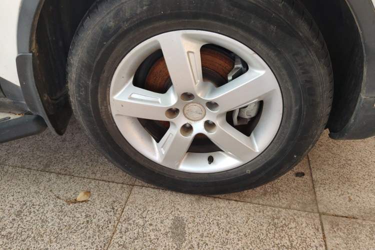 Used Zotye Domy X5 2015 1.5T Manual Luxury Version China IV Standard Right Front Wheel Hub