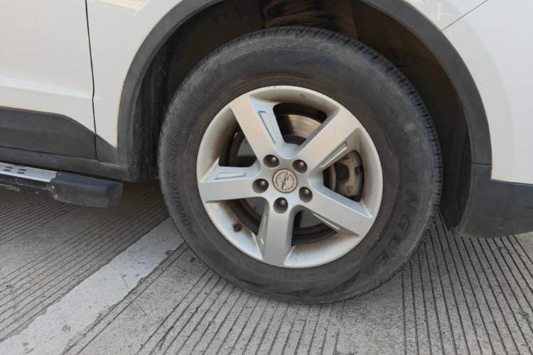 Used Zotye Domy X5 2015 1.5T Manual Elite Model China V Standard Right Front Wheel Hub