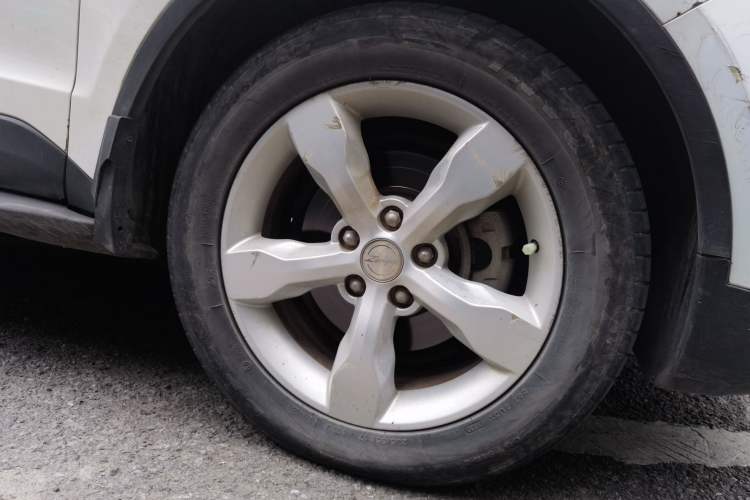 Used Zotye Domy X5 2015 1.5T CVT ZhiXian Model China IV Standard Right Front Wheel Hub
