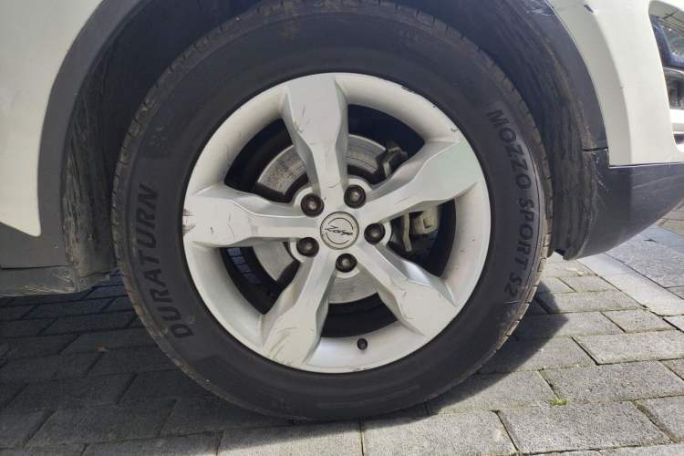 Used Zotye Domy X5 2015 1.5T CVT ZhiXian Model China IV Standard Right Front Wheel Hub