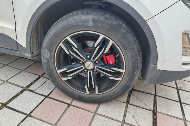 Used Zotye Domy X5 2015 1.5T Manual Luxury Model China V Standard Right Front Wheel Hub