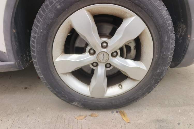 Used Zotye Domy X5 2015 1.5T Manual Luxury Model China V Standard Right Front Wheel Hub