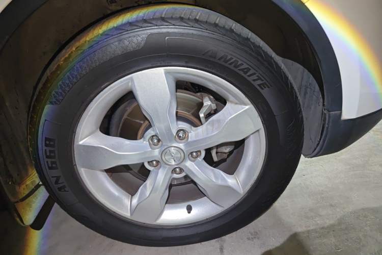 Used Zotye Domy X5 2015 1.5T CVT ZhiXian Model China IV Standard Right Front Wheel Hub