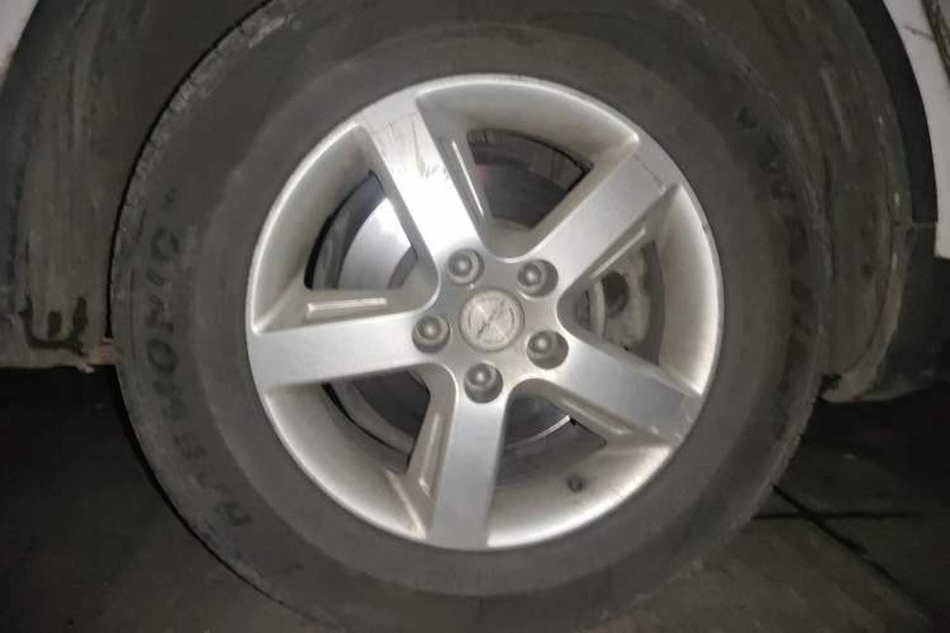 Used Zotye Domy X5 2015 1.5T CVT Landlord Model China IV Standard Right Front Wheel Hub