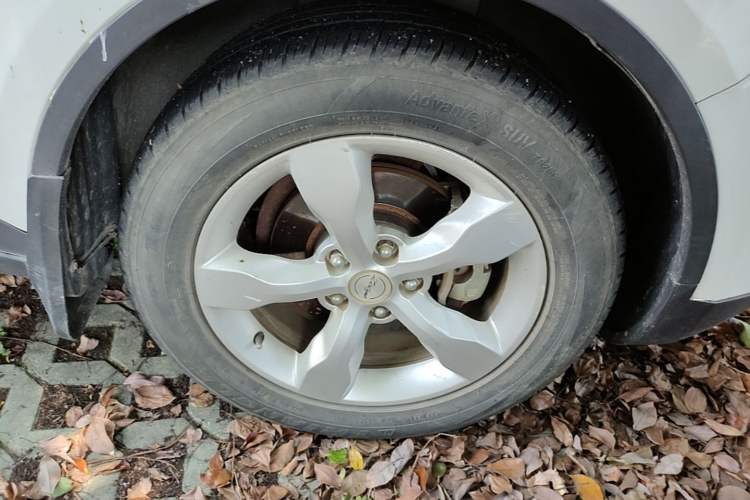 Used Zotye Domy X5 2015 1.5T CVT ZhiXian Model China IV Standard Right Front Wheel Hub