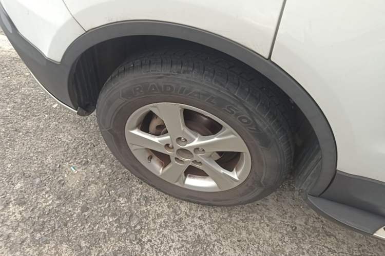 Used Zotye Domy X5 2015 1.5T CVT ZHANG GUI Model China V Standard Right Rear Wheel Hub