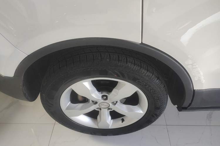 Used Zotye Domy X5 2015 1.5T CVT ZhiXian Model China IV Standard Right Rear Wheel Hub