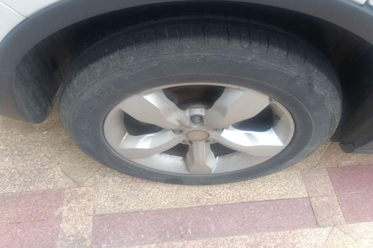 Used Zotye Domy X5 2015 1.5T Manual Luxury Version China IV Standard Right Rear Wheel Hub