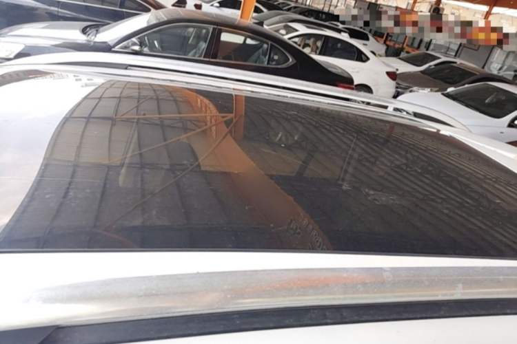 Used Zotye Domy X5 2015 1.5T CVT ZhiXian Trim China V Standard Roof