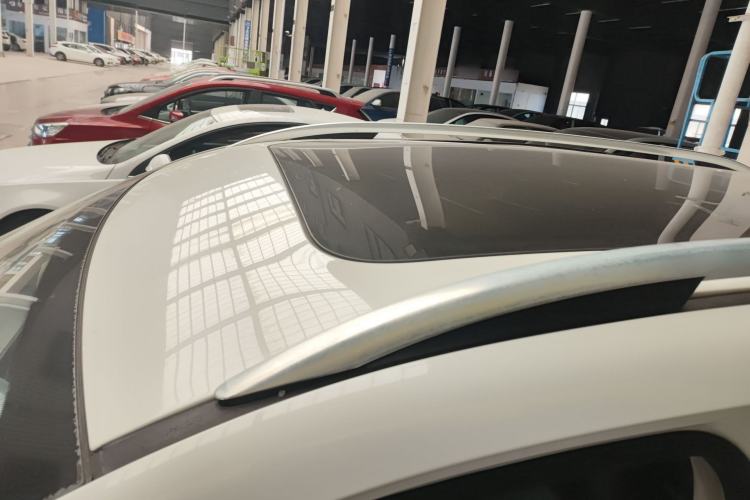 Used Zotye Domy X5 2015 1.5T Manual Luxury Version China IV Standard Roof