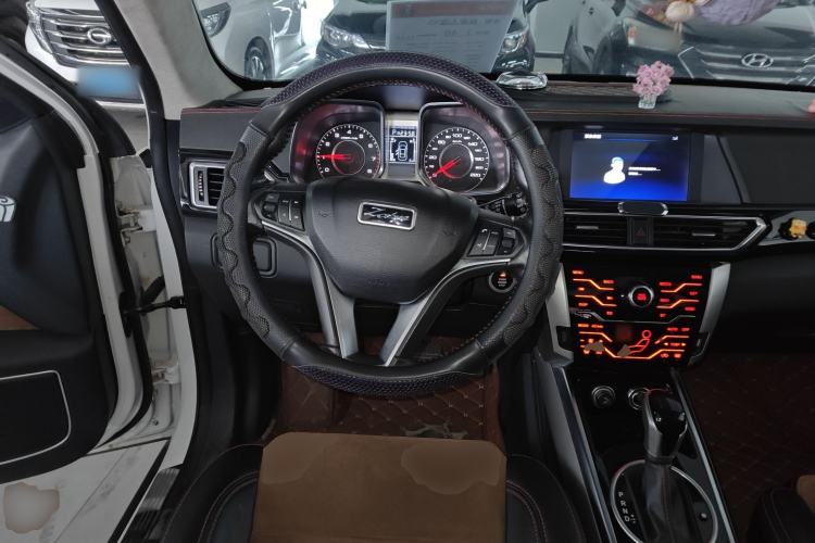 Used Zotye Domy X5 2015 1.5T CVT Chancellor Model China V Standard Steering Wheel