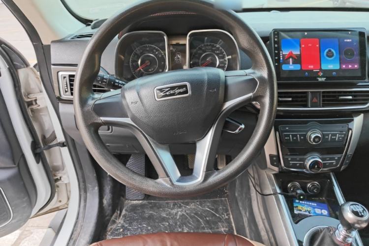 Used Zotye Domy X5 2015 1.5T Manual Elite Model China V Standard Steering Wheel