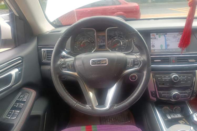 Used Zotye Domy X5 2015 1.5T Manual Luxury Version China IV Standard Steering Wheel