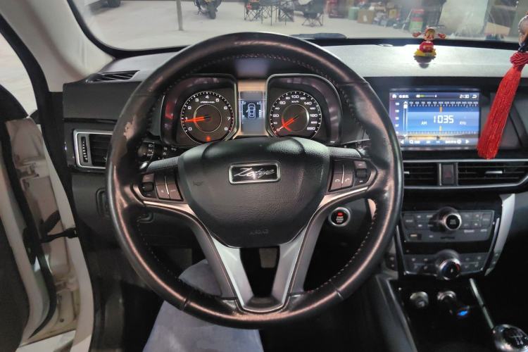 Used Zotye Domy X5 2015 1.5T Manual Luxury Model China V Standard Steering Wheel