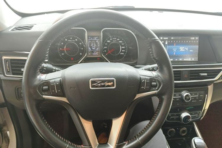 Used Zotye Domy X5 2015 1.5T CVT ZhiXian Trim China V Standard Steering Wheel