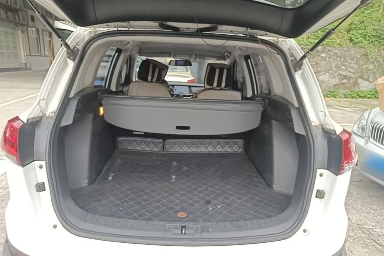 Used Zotye Domy X5 2015 1.5T CVT ZHANG GUI Model China V Standard Trunk
