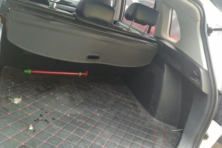 Used Zotye Domy X5 2015 1.5T CVT Landlord Model China IV Standard Trunk