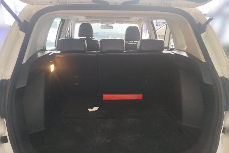 Used Zotye Domy X5 2015 1.5T Manual Luxury Version China IV Standard Trunk
