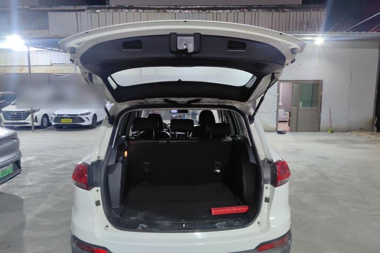 Used Zotye Domy X5 2015 1.5T Manual Luxury Model China V Standard Trunk