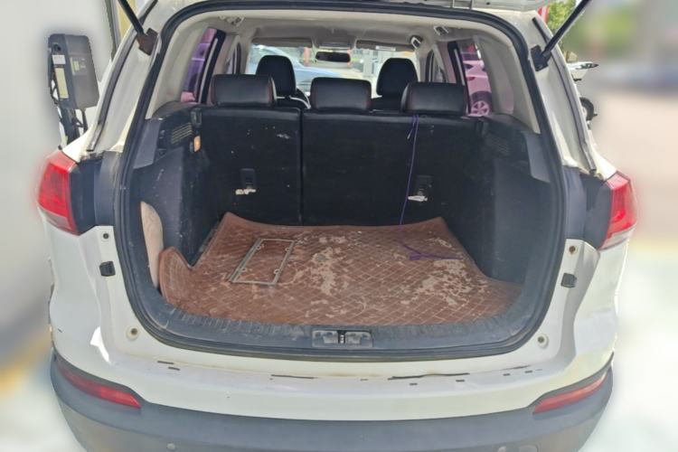 Used Zotye Domy X5 2015 1.5T Manual Luxury Model China V Standard Trunk