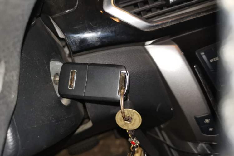 Used Zotye Domy X5 2015 1.5T CVT Landlord Model China IV Standard Vehicle Key