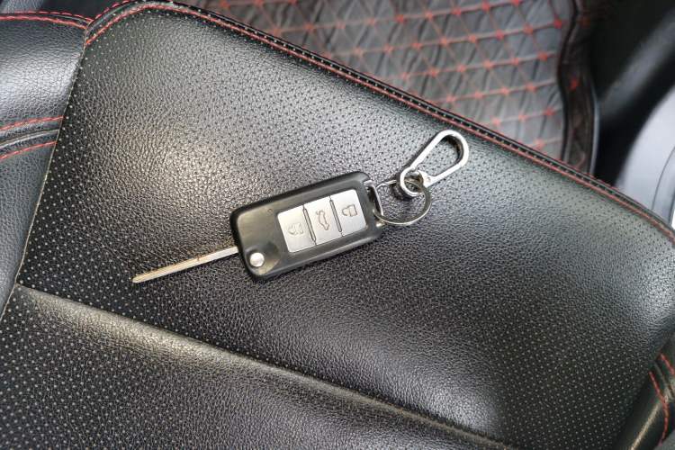 Used Zotye Domy X5 2015 1.5T Manual Luxury Version China IV Standard Vehicle Key