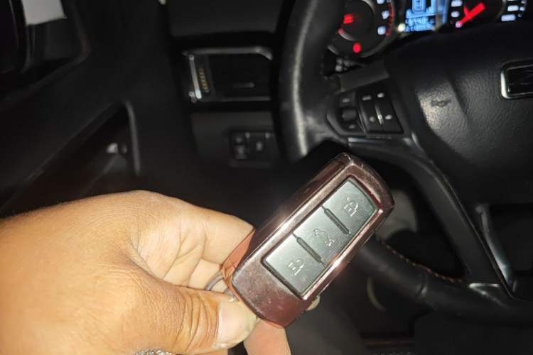 Used Zotye Domy X5 2015 1.5T CVT ZhiXian Model China IV Standard Vehicle Key