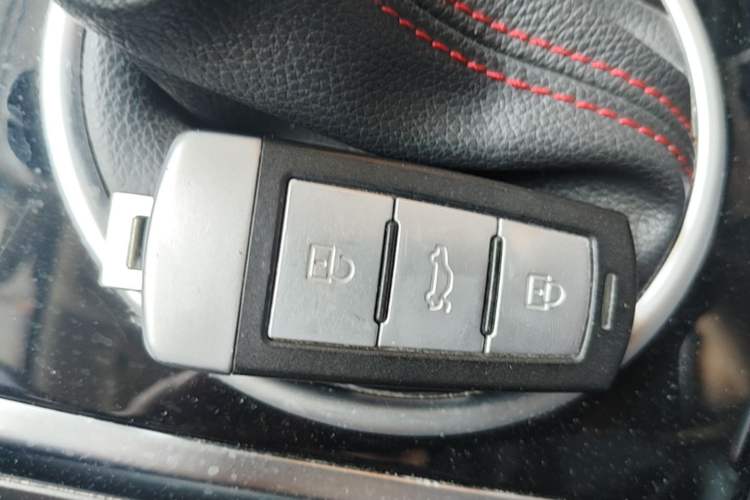 Used Zotye Domy X5 2015 1.5T CVT ZhiXian Trim China V Standard Vehicle Key