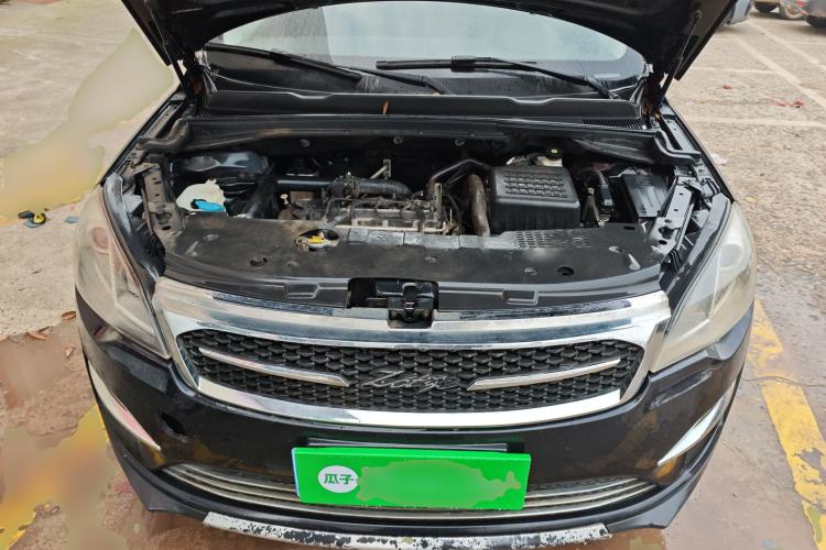 Used Zotye Domy X5 2016 1.5T Manual Luxury 7-Seater China V Emission Standard Engine Bay