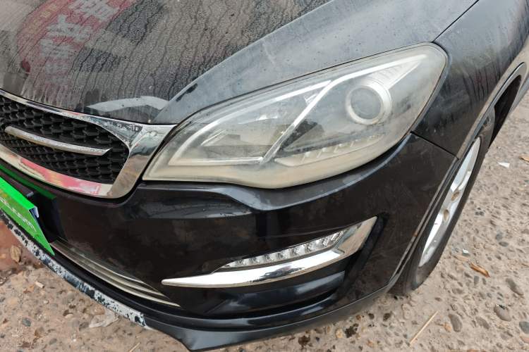 Used Zotye Domy X5 2016 1.5T Manual Luxury 7-Seater China V Emission Standard Left Front Headlight