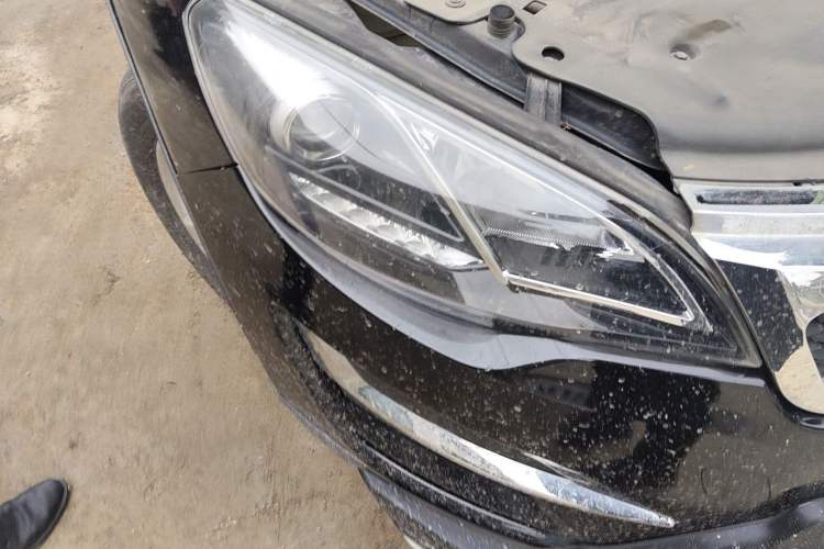 Used Zotye Domy X5 2016 1.5T Manual Elite 7-Seater China IV Standard Right Front Headlight