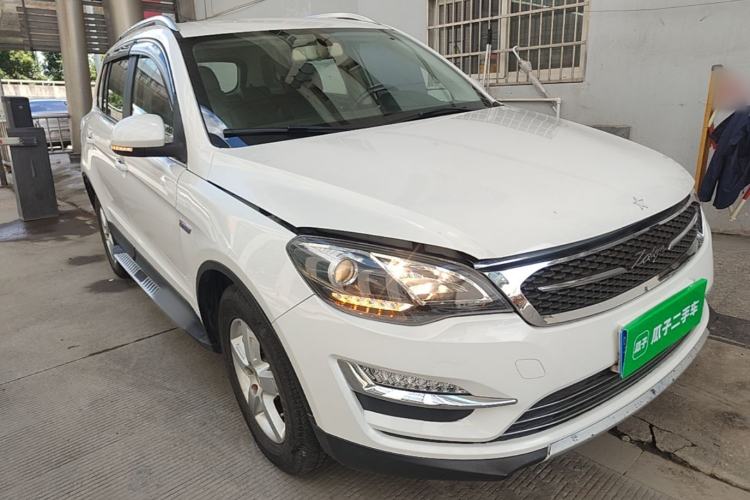 Used Zotye Domy X5 2016 1.5T Manual Luxury 7-Seater Model China IV Standard Front Right 45 Deg
