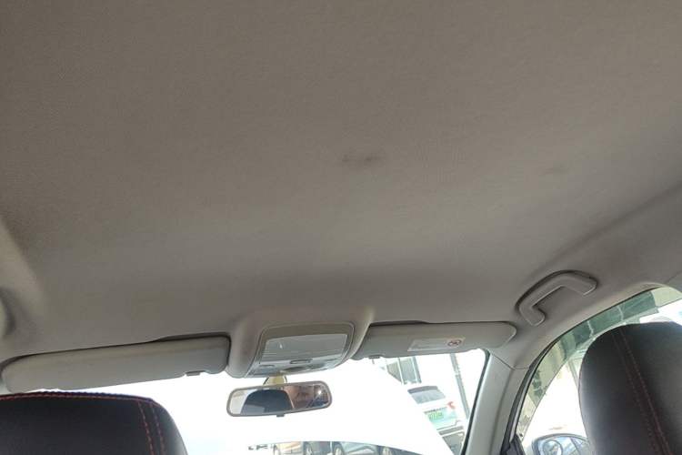 Used Zotye Domy X5 2016 1.5T Manual Luxury 7-Seater Model China IV Standard Headliner