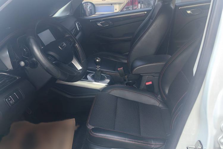Used Zotye Domy X5 2016 1.5T Manual Luxury 7-Seater China V Emission Standard Interior 1