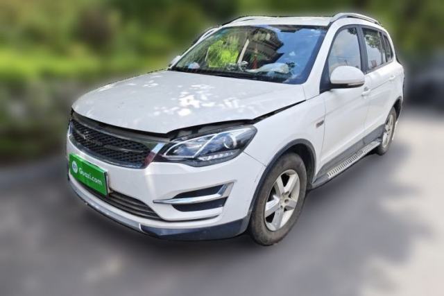 Używany Zotye Domy X5 2016 1.5T Manual Elite 7-Seater China V Standard