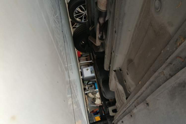 Used Zotye Domy X5 2017 Upgraded Model 1.5T CVT ZhiXian Edition Chassis Front Left